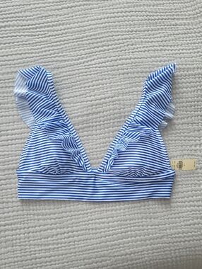 NWT aerie Blue and White Striped Ruffle Bikini Top, Size L